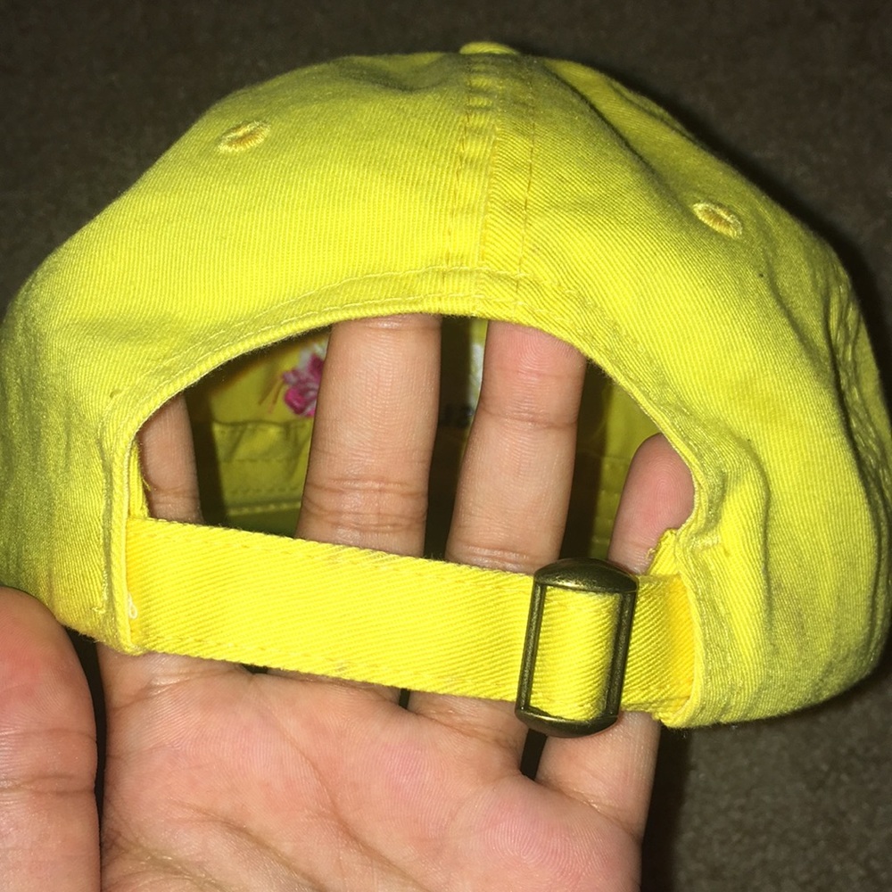 Hat - Picture 3 of 4